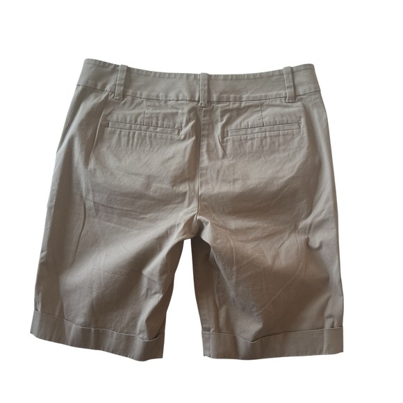 Ann Taylor Women's Size 6 Boardwalk Short tan Khaki Chino Preppy 98% Cotton - Picture 2 of 6